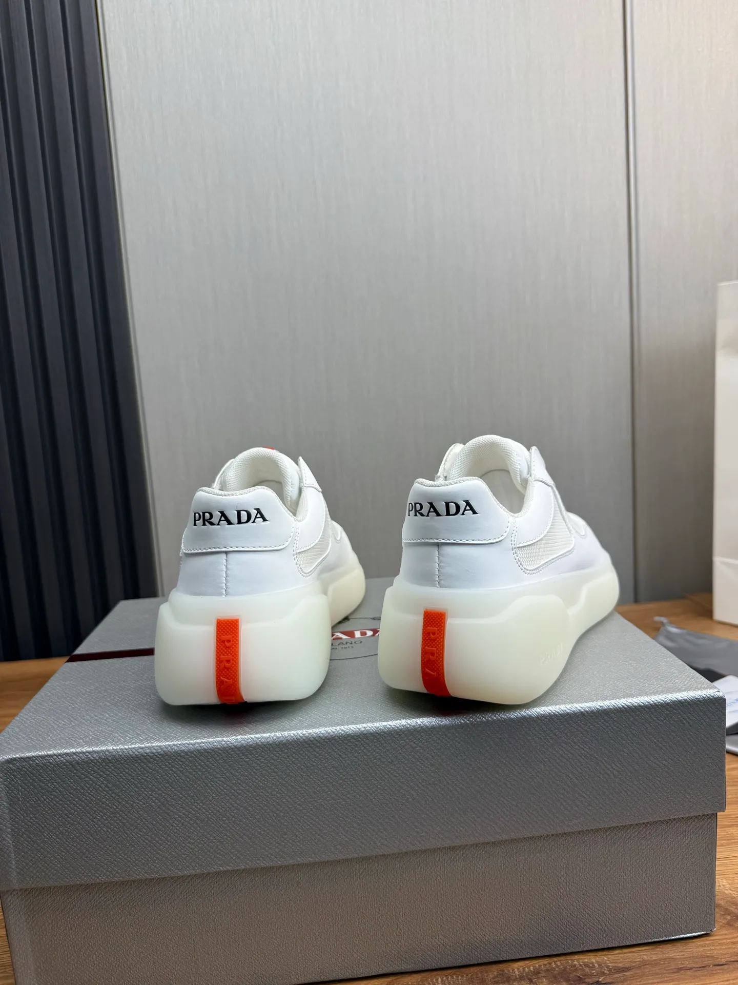 Men's shoes 💰600💰 [PRADA] New models synchronized with the official website, high-quality shipments ✔️Best sellers🔥 Original cowhide + cowhide lining, 1🆚1 replica, original sole, 38-45 (men's 45 is custom-made and cannot be returned or exchanged)